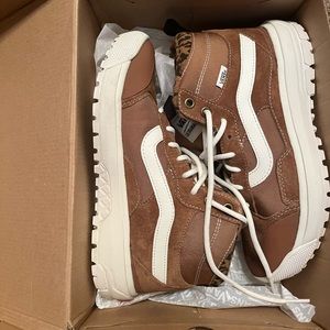 Vans Ultrarange Exo Hi, Brand new in box, no tag